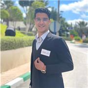 Étudiant en double diplômation à l'ESC CLERMONT Business school